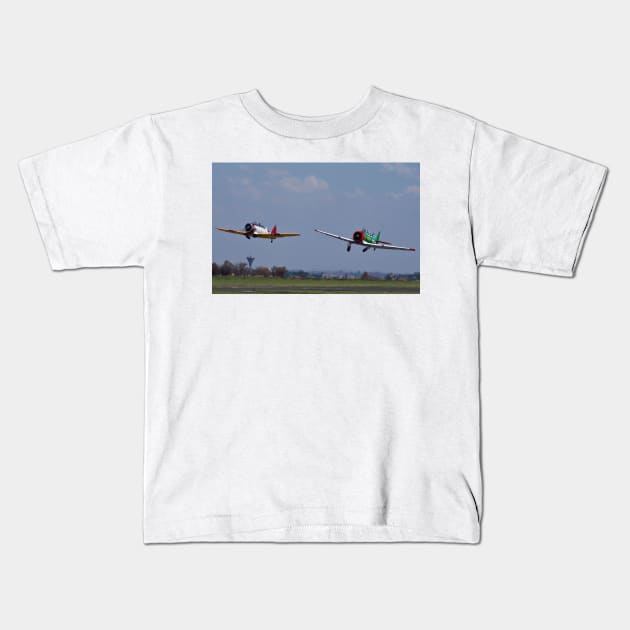 ZU-FNE & ZU-BMC - N. American Harvards Kids T-Shirt by RatManDude